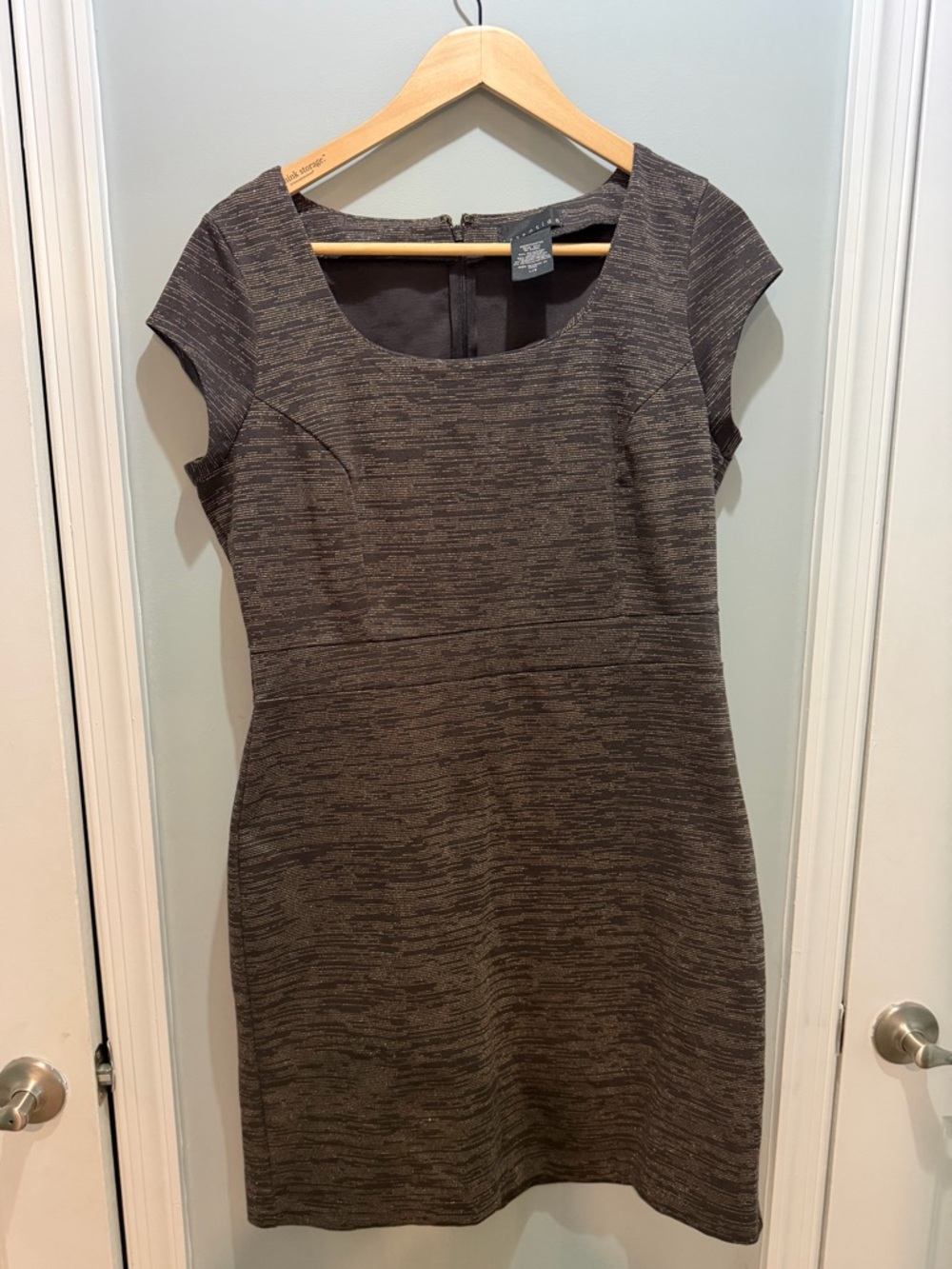 attention black & gold Cap Sleeve Sheath Dress